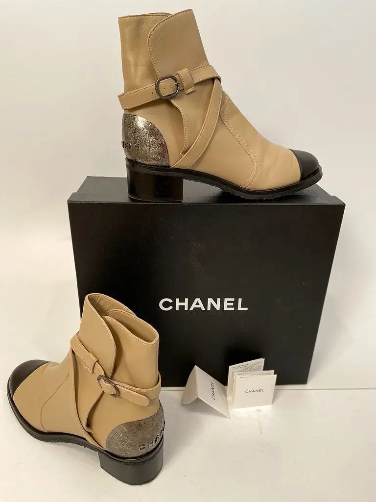 Chanel 2014 Leather Beige Black Logo Short Boots EU 39.5 US 9