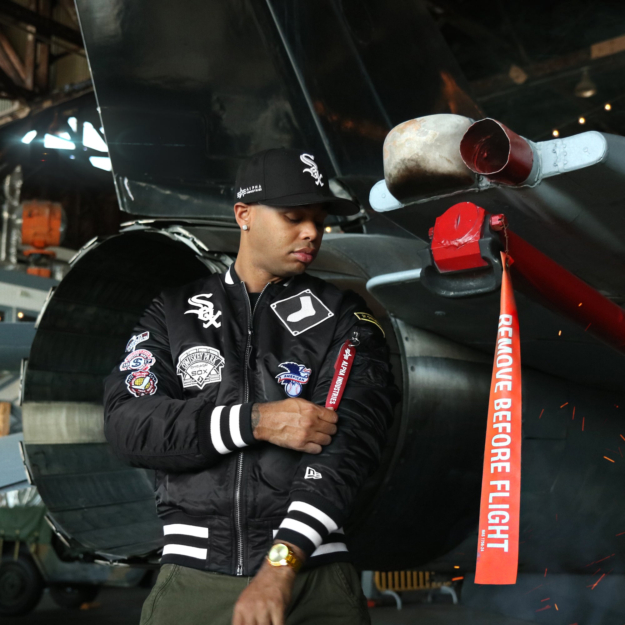 Chicago White Sox MLB Patch Alpha Industries Reversible Bomber Jacket With Camo Liner | Black Bomber Jacket