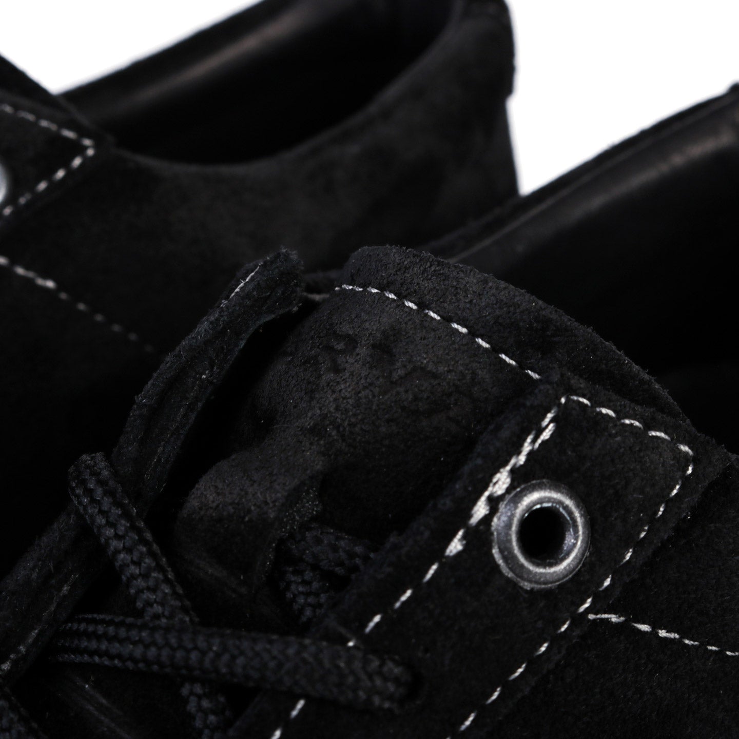 TARVAS EXPLORER BLACK SUEDE