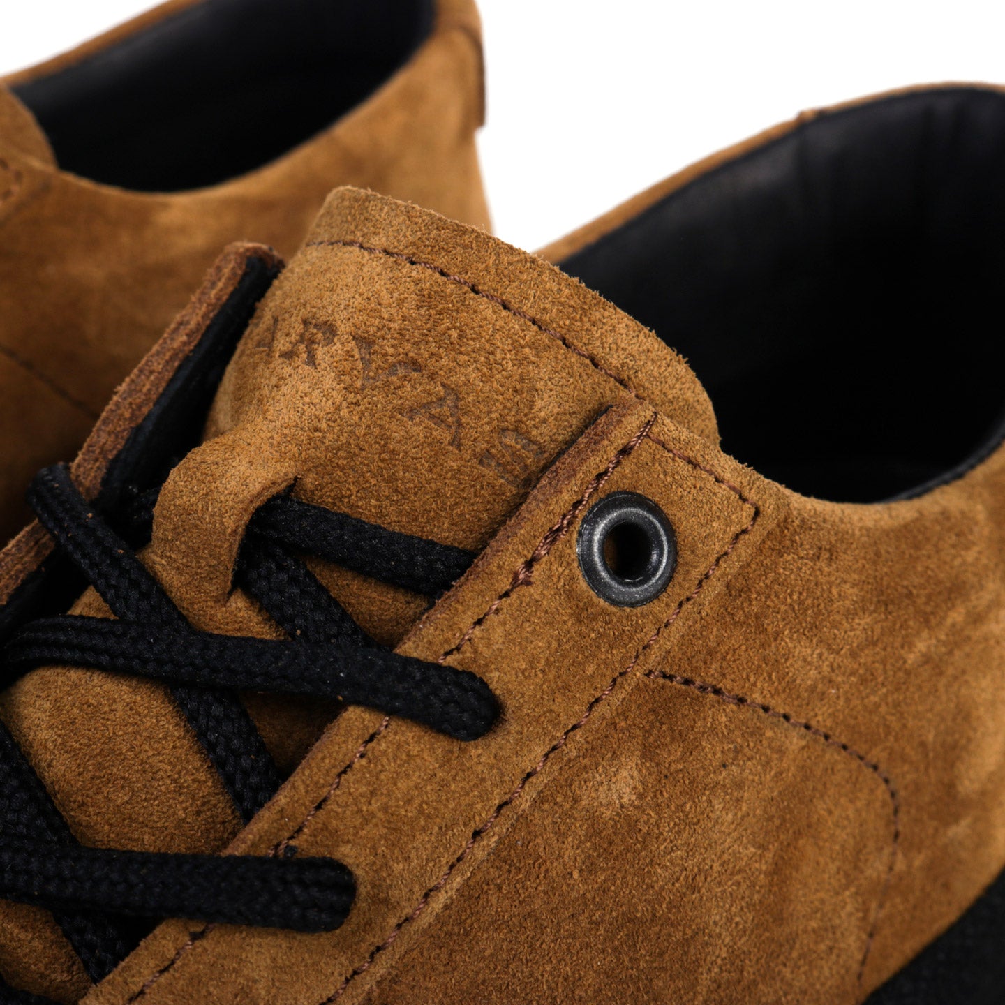 TARVAS EXPLORER OCHRE SUEDE