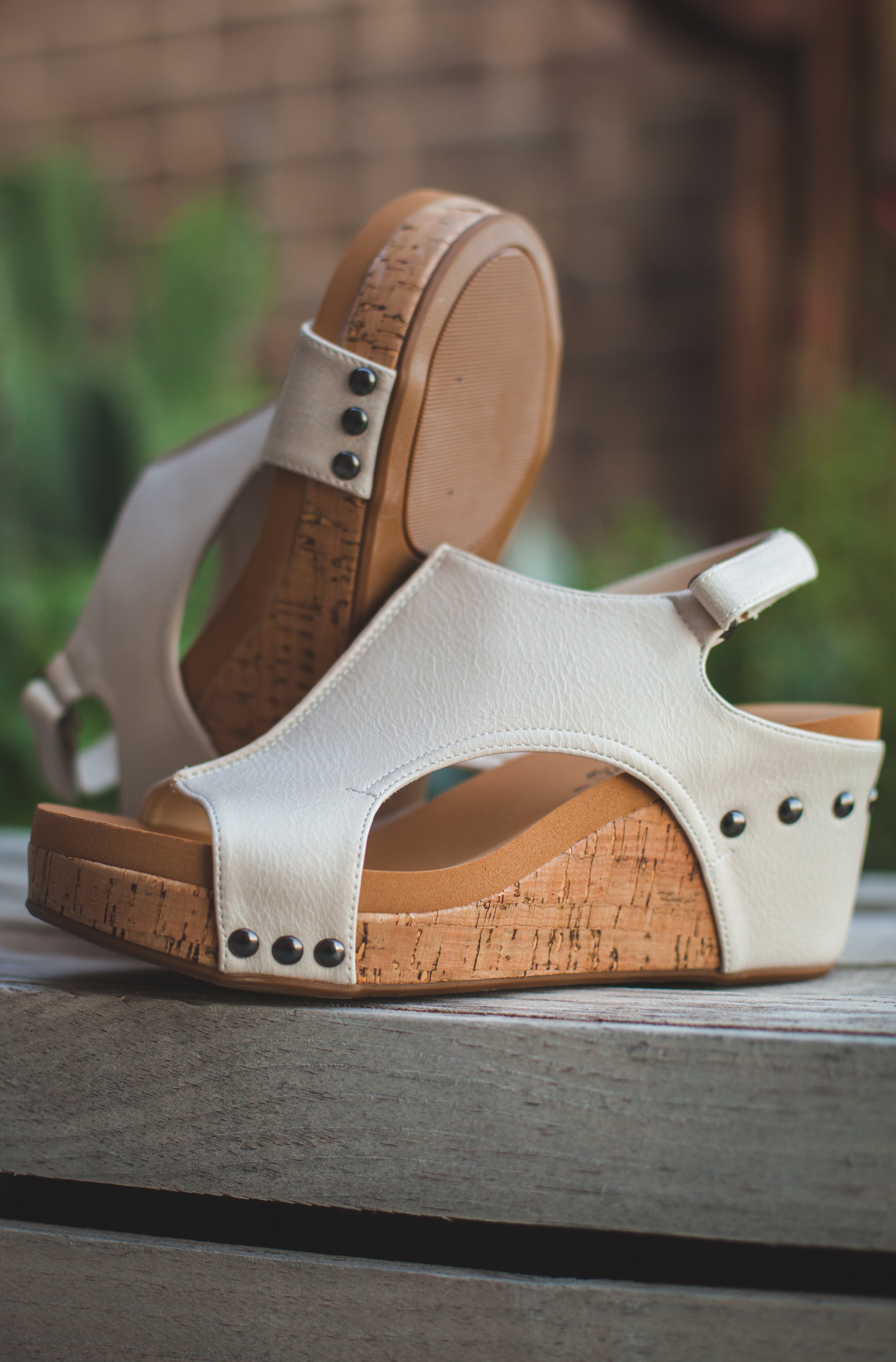 The Carly Wedge in Cream