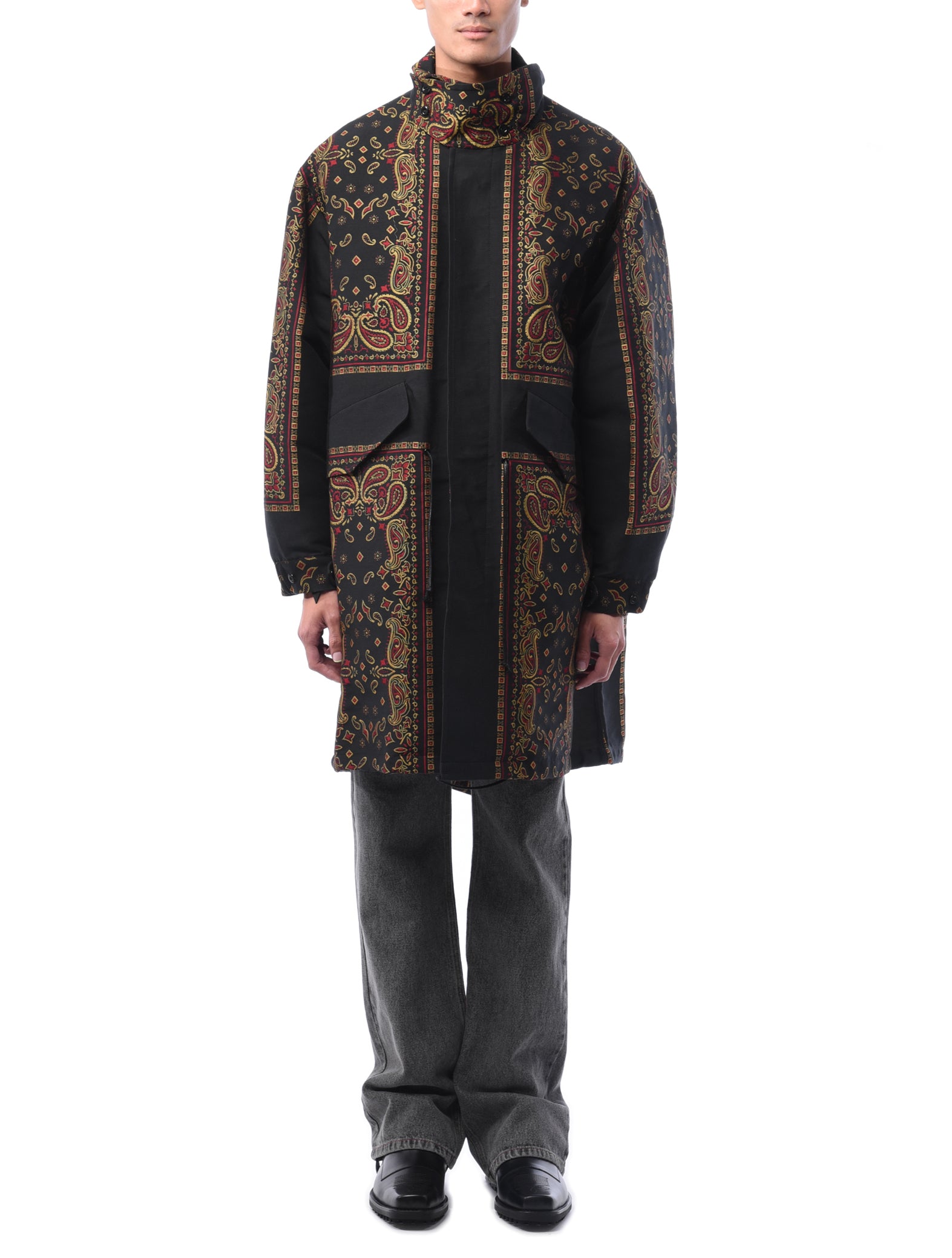 Toga Virilis Paisley Jacquard Coat